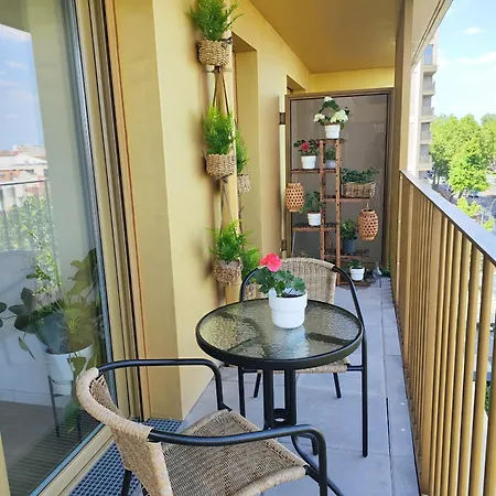 Bright Spacious Near Paris Metro 4 * バニュー